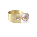 Luna Equilibrium Ring