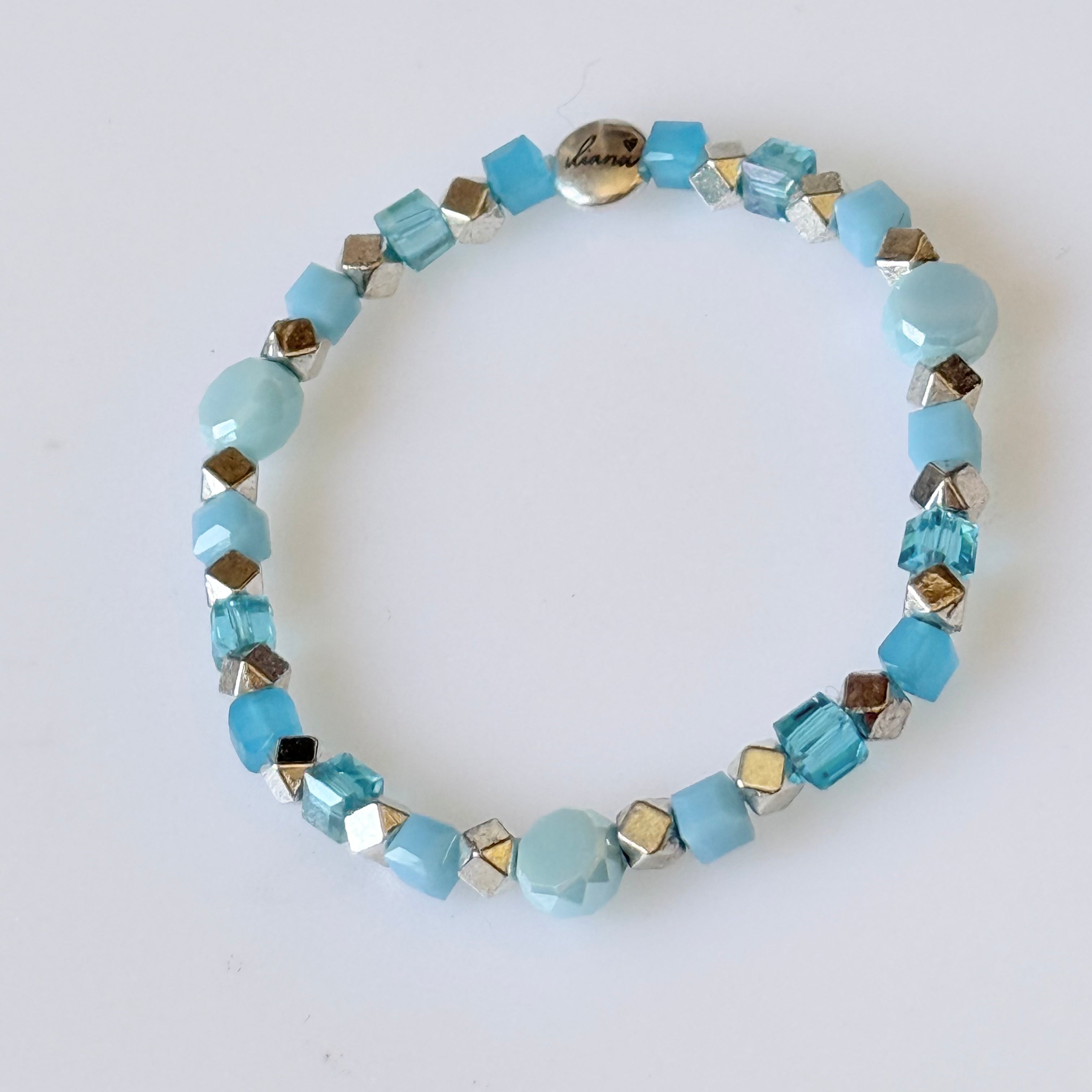 Aqua Horizon